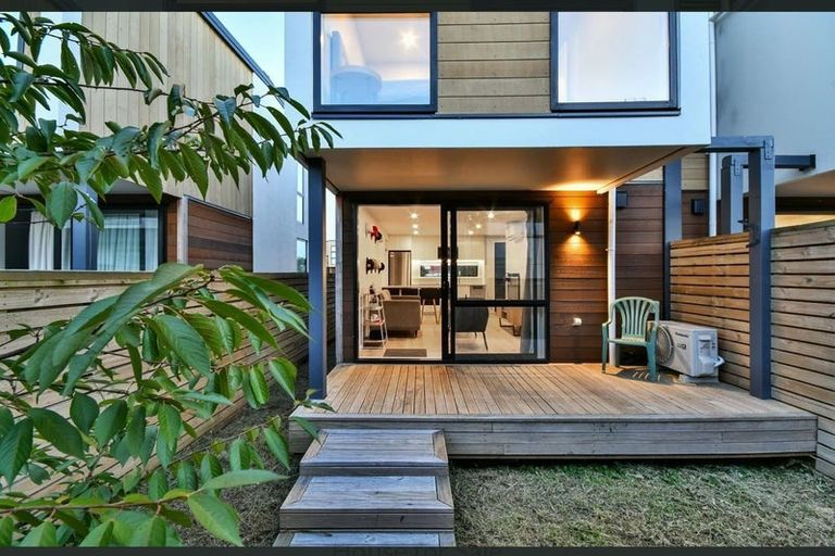 Photo of property in 1/21 Parson Lane, Papatoetoe, Auckland, 2025