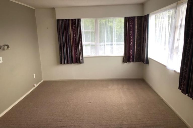 Photo of property in 1/29 Bauchop Road, Waterloo, Lower Hutt, 5011