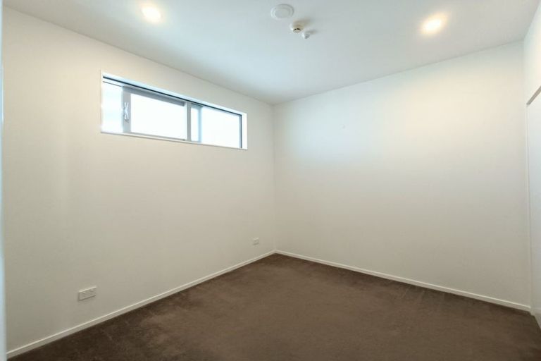 Photo of property in 106/102 Pakuranga Road, Pakuranga, Auckland, 2010
