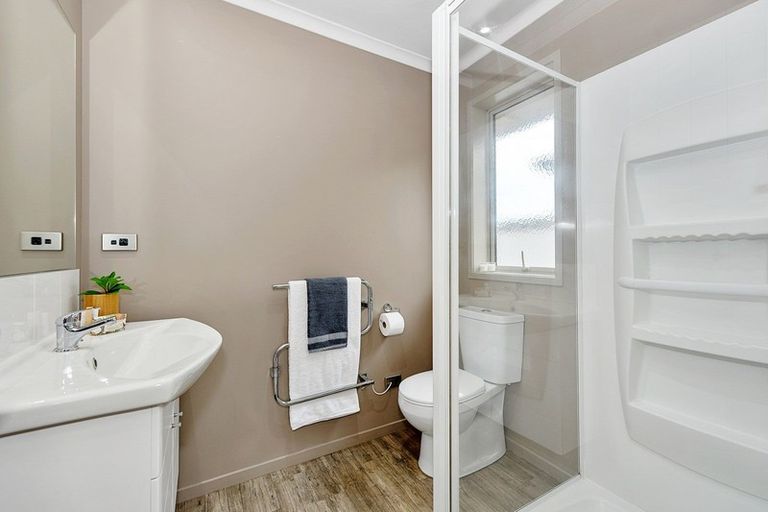 Photo of property in 12a Dover Road, St Andrews, Hamilton, 3200