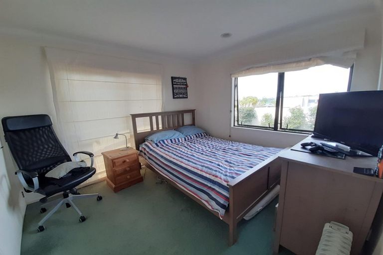 Photo of property in 20 Oban Road, Browns Bay, Auckland, 0630