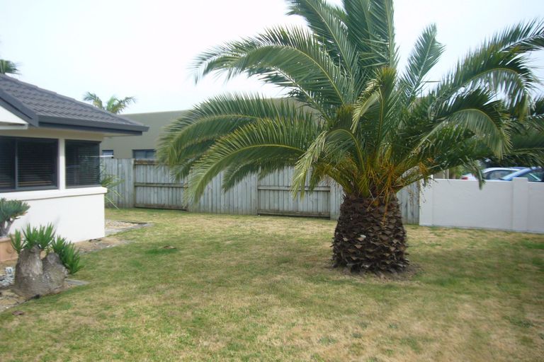 Photo of property in 1/18 Grenada Street, Mount Maunganui, 3116