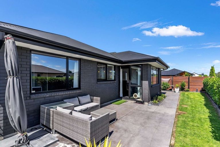 Photo of property in 11 Henrietta Street, Marshland, Christchurch, 8083