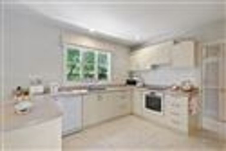 Photo of property in 12 Makora Street, Fendalton, Christchurch, 8041