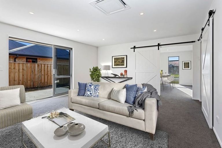 Photo of property in 8 Denton Street, Amberley, 7410