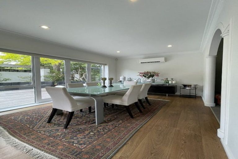 Photo of property in 16 Poynder Avenue, Merivale, Christchurch, 8014