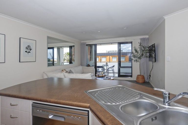 Photo of property in Paramount Apartments, 33/281 Maunganui Road, Mount Maunganui, 3116