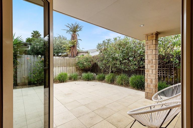 Photo of property in 12a Dover Road, St Andrews, Hamilton, 3200