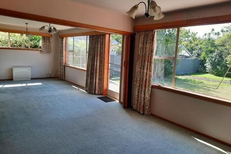 Photo of property in 9 Fisher Avenue, Beckenham, Christchurch, 8023