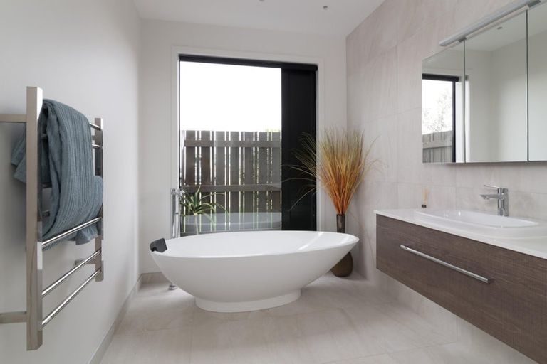 Photo of property in 8 Poroporo Way, Wharewaka, 3330