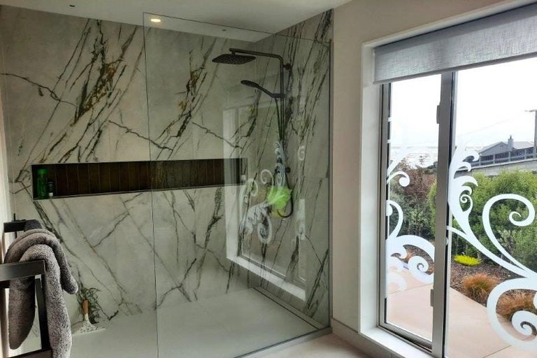 Photo of property in 59 Saint Andrews Hill Road, Mount Pleasant, Christchurch, 8081