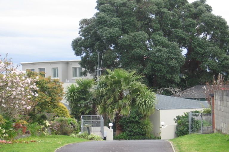Photo of property in 12 Cathray Place, Matua, Tauranga, 3110