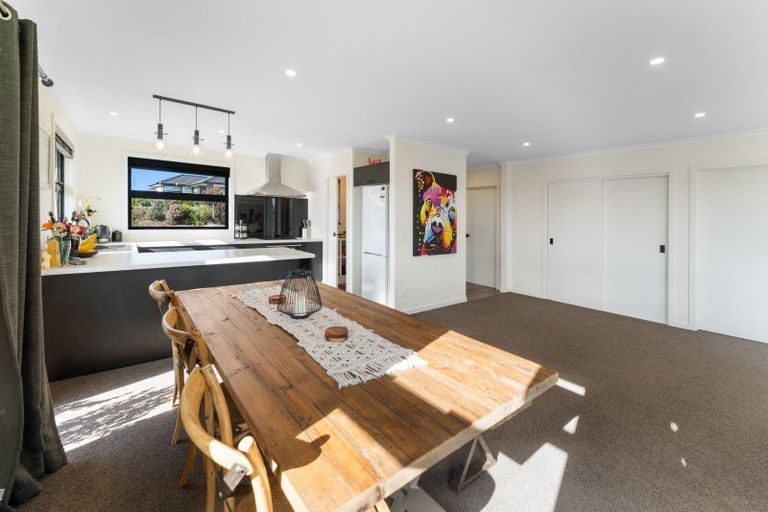 Photo of property in 32 Katania Heights, Brightwater, 7022