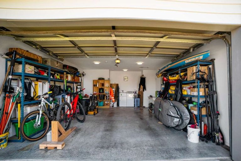 Photo of property in 10 Tuamotu Park, Wainui, Gisborne, 4010