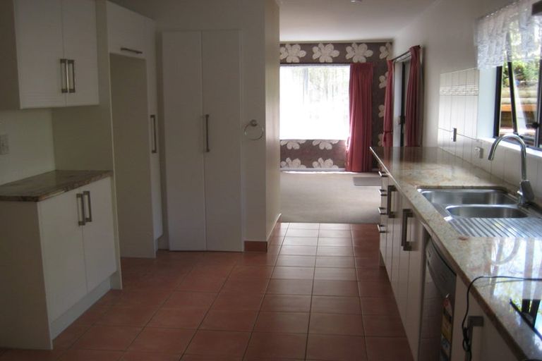 Photo of property in 75 Kennedy Avenue, Forrest Hill, Auckland, 0620