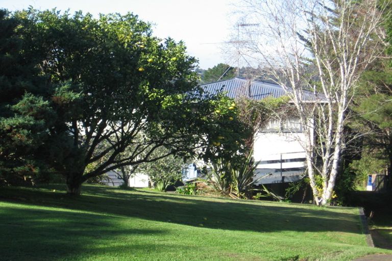 Photo of property in 126 Glengarry Road, Glen Eden, Auckland, 0602