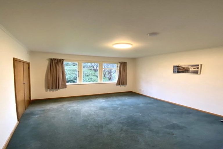 Photo of property in 3 Cecil Road, Tawa, Wellington, 5028