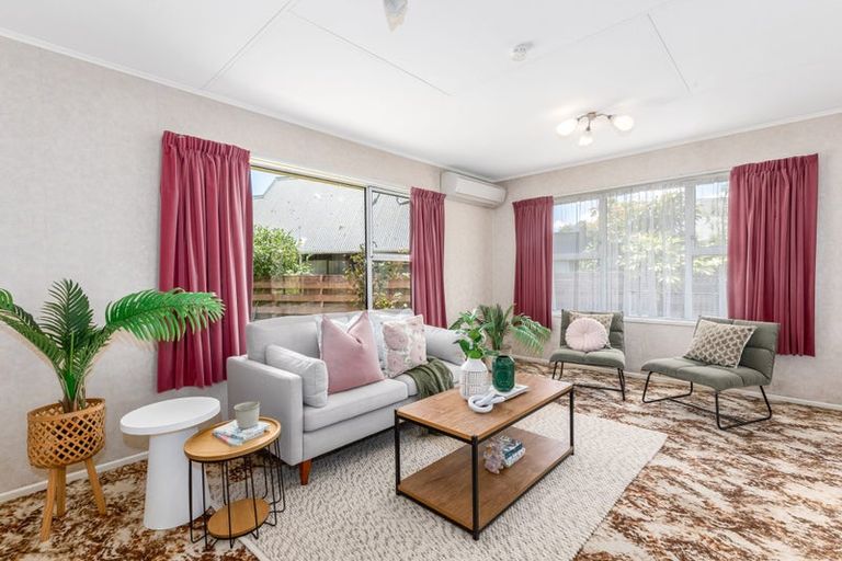 Photo of property in 341 Riverside Drive, Fairfield, Lower Hutt, 5011