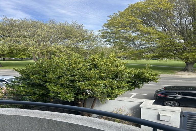 Photo of property in 40 Latimer Square, Christchurch Central, Christchurch, 8011