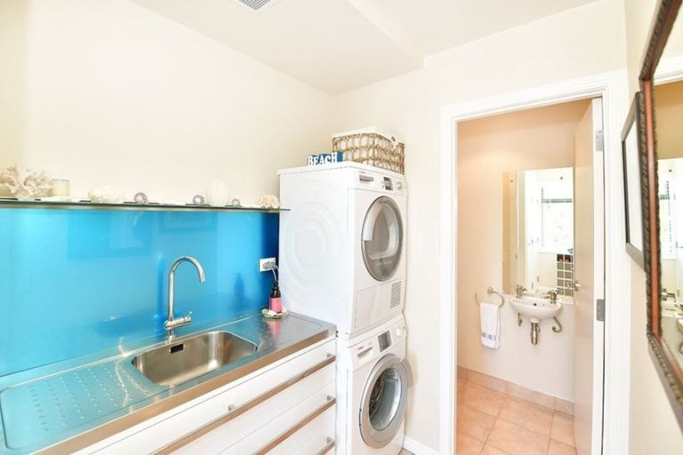 Photo of property in 134 Harbour Village Drive, Gulf Harbour, Whangaparaoa, 0930