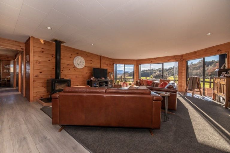 Photo of property in 6 Deemac Street, Reefton, 7830