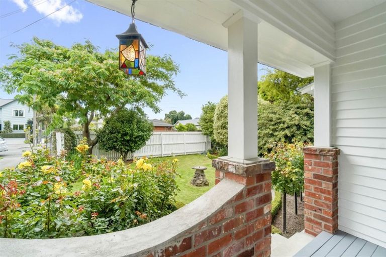 Photo of property in 128 Knowles Street, St Albans, Christchurch, 8052