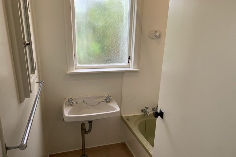 Photo of property in 148-152 Champion Street, Cannons Creek, Porirua, 5024