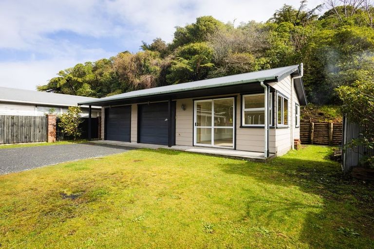 Photo of property in 6 Blackmore Street, Greymouth, 7805