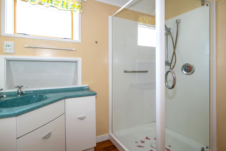 Photo of property in 2/2 Cross Street, Marchwiel, Timaru, 7910