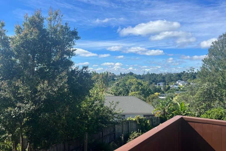 Photo of property in 1/14 Ensign Place, Hillcrest, Auckland, 0627