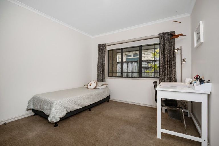 Photo of property in 61 Glenmonarch Place, Pyes Pa, Tauranga, 3112