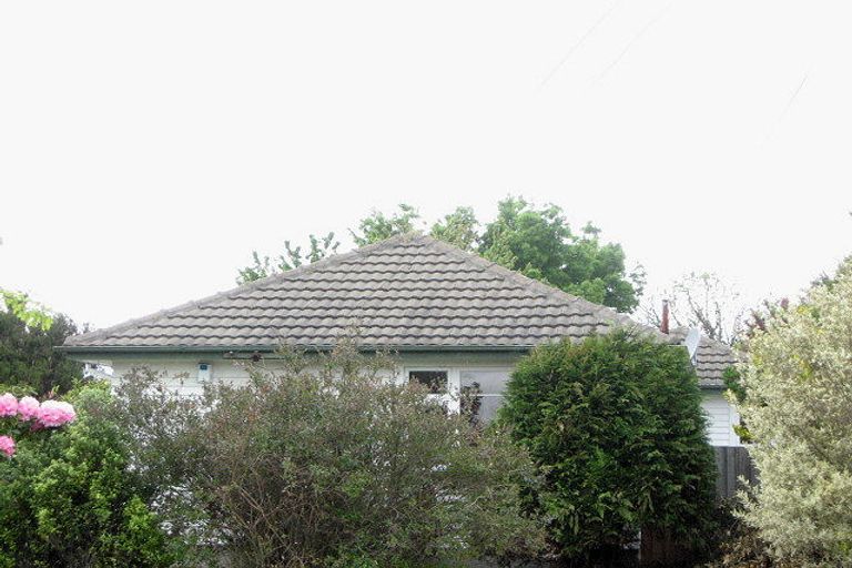 Photo of property in 16 Fatima Street, Redwood, Christchurch, 8051