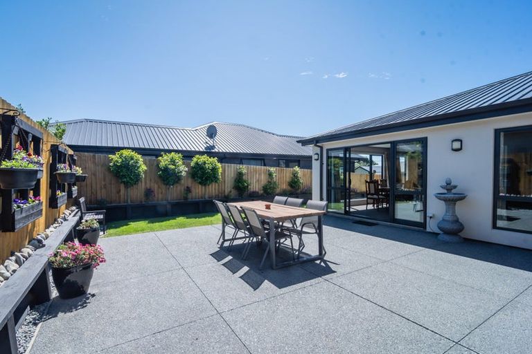 Photo of property in 5 Mueller Drive, Oceanview, Timaru, 7910