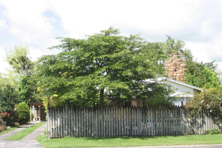 Photo of property in 22 Browning Street, Leamington, Cambridge, 3432