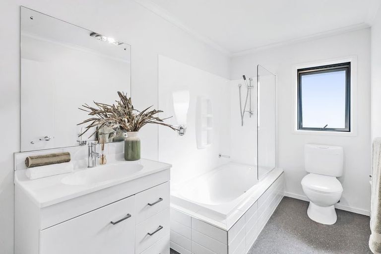 Photo of property in 44 Brittan Drive, Rolleston, 7615