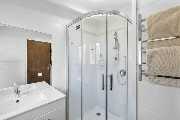 Photo of property in 164 Frankley Road, Frankleigh Park, New Plymouth, 4310