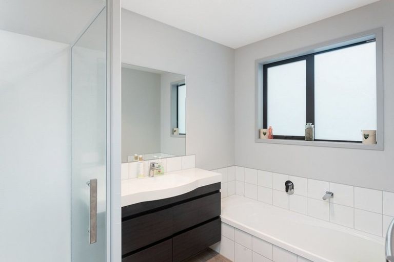 Photo of property in 26 Rochfort Crescent, Pyes Pa, Tauranga, 3112