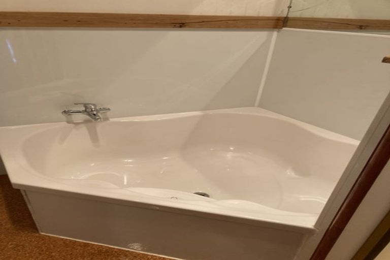 Photo of property in 6 Hurworth Place, College Estate, Whanganui, 4500