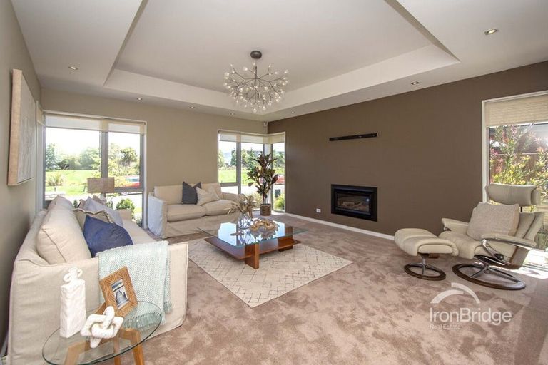 Photo of property in 36 Westpark Drive, Burnside, Christchurch, 8053
