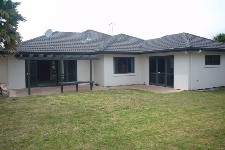 Photo of property in 18 Grenada Street, Mount Maunganui, 3116