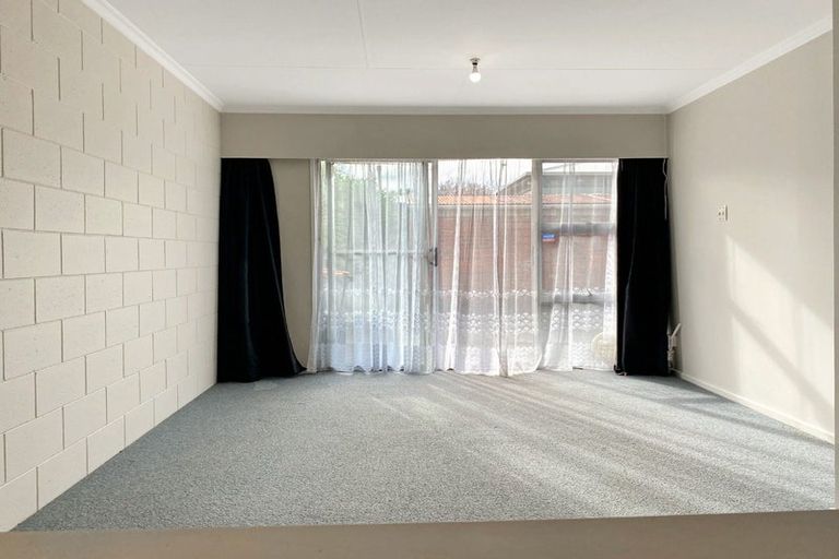 Photo of property in 5 Rolleston Street, Hokowhitu, Palmerston North, 4410
