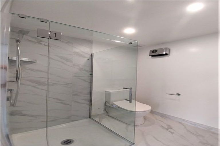 Photo of property in 6/61 Matipo Road, Te Atatu Peninsula, Auckland, 0610