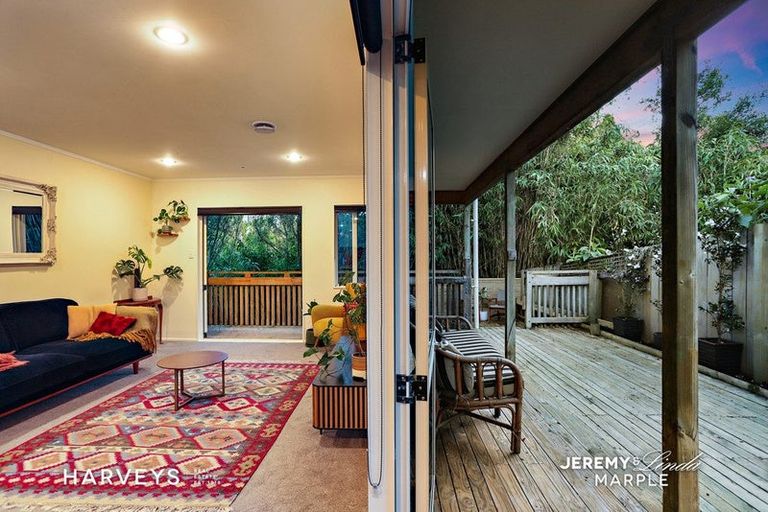 Photo of property in 21a Willerton Avenue, New Lynn, Auckland, 0600