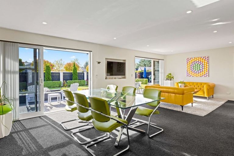 Photo of property in 53 Dunlops Crescent, Bottle Lake, Christchurch, 8083