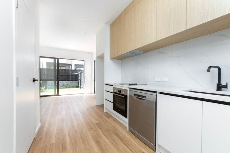 Photo of property in 30 Rana Road, Flat Bush, Auckland, 2019