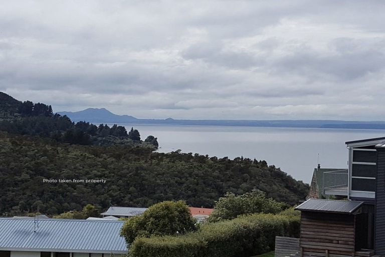 Photo of property in 37 Turangitukua Terrace, Kuratau, Turangi, 3381