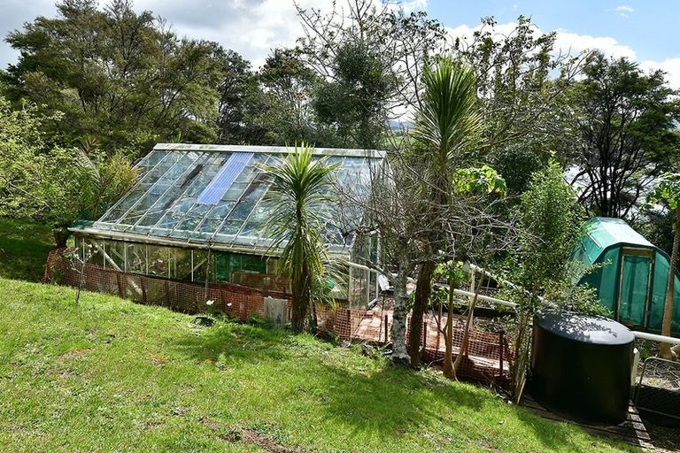 Photo of property in 4 Kanuka Road, Sandspit, Warkworth, 0982