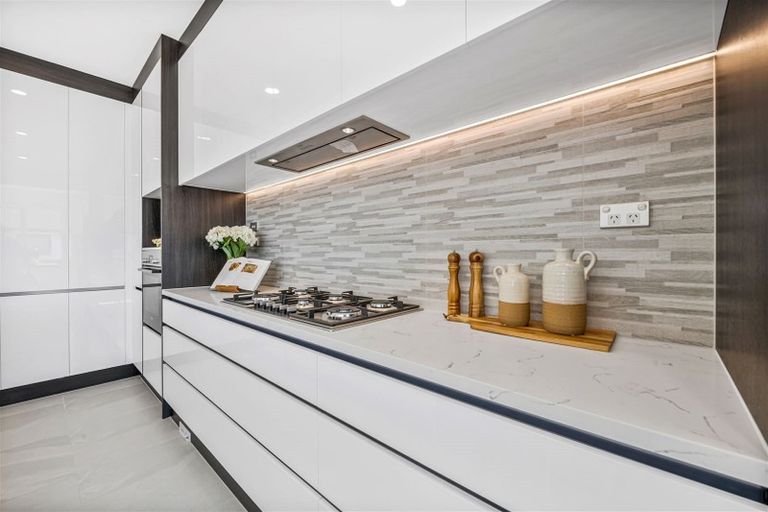 Photo of property in 7 Aklander Rise, Flat Bush, Auckland, 2019