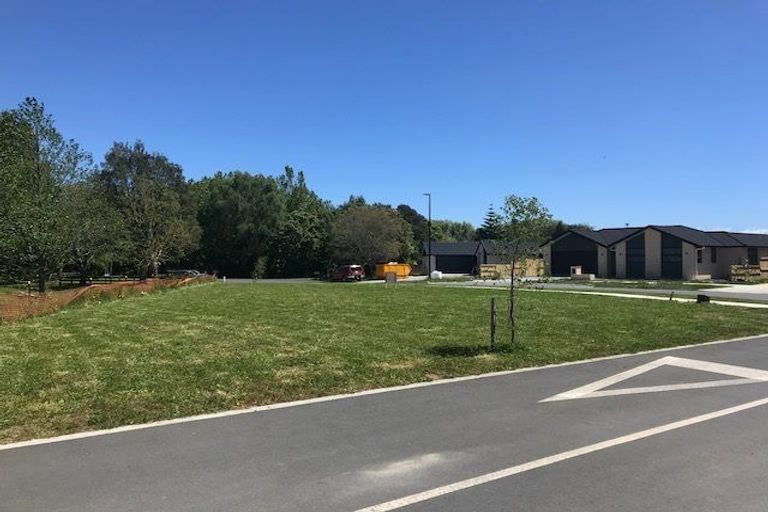 Photo of property in 19 Faber Place, Rototuna North, Hamilton, 3210