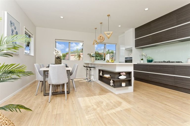 Photo of property in 38a Normandy Place, Henderson, Auckland, 0610